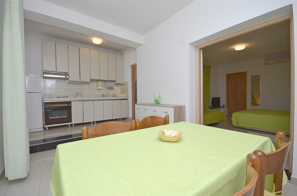 Apartment Ljubica Водице Екстер'єр фото